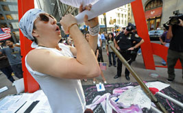 WATCH: Michael Moore, Naomi Klein and Others on What’s Next for OWS