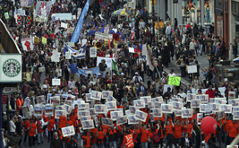 Tens of Thousands March in Oakland, New York for May Day