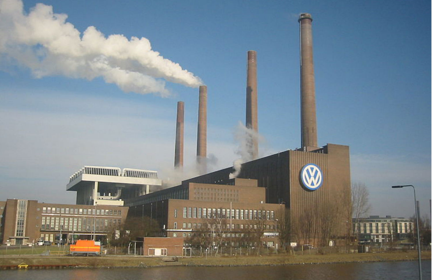 Завод Фольксваген в Германии Вольфсбург