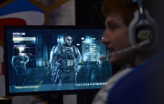 Calling all gamers and gym rats: How would you like to compete on an Army  team?