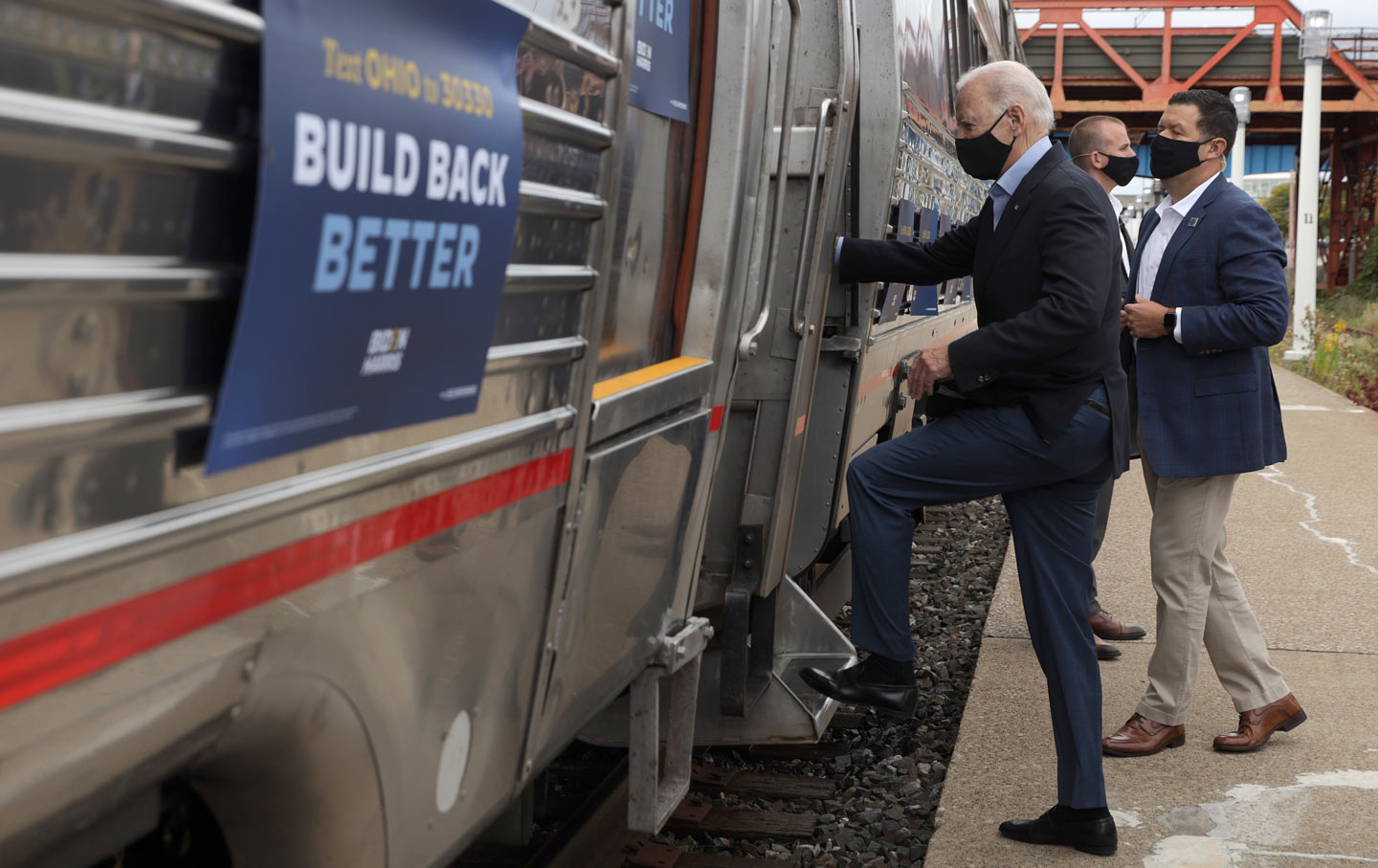 biden-amtrak-train-campaign-gty-img