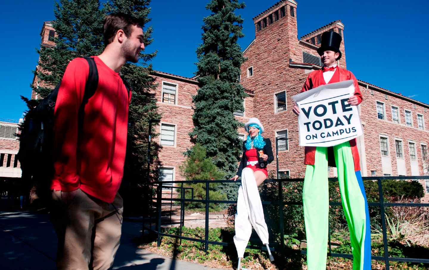 Student voting on campus