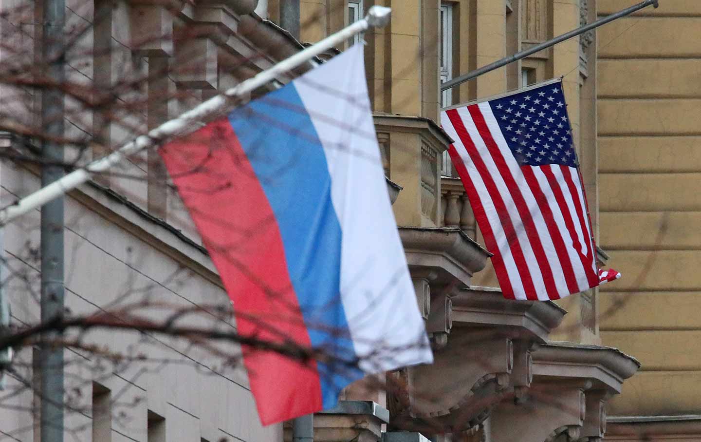 Us Russia Flags Gt Img 