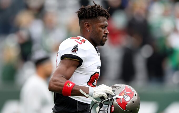 Buccaneers WR Antonio Brown has his career back after 2 years of