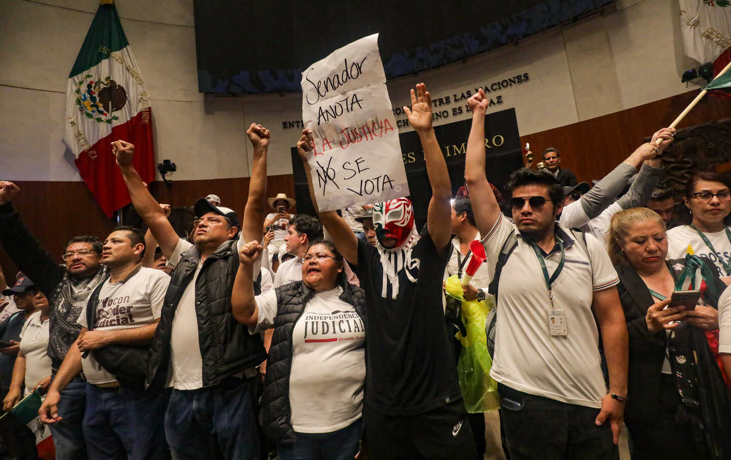 Judiciary workers who were protesting against the controversial Mexican President Andres Manuel Lopez Obrador's Judicial Reform, forced their way into the Senate of the Republic, interrupting the session on the approval of the judicial reform.