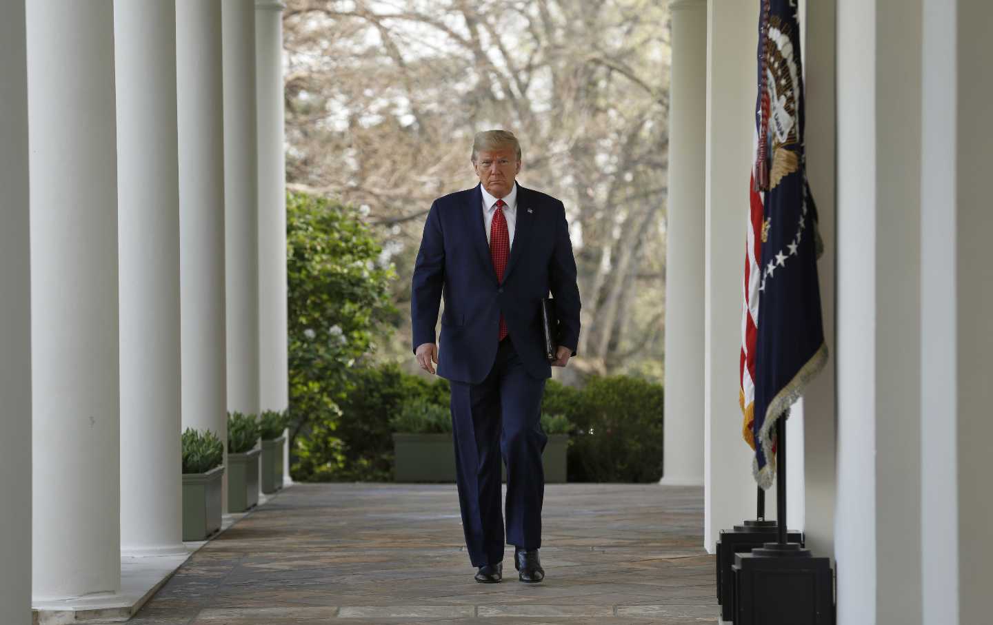 Donald Trump enjoys a good faux-Hellenic column.