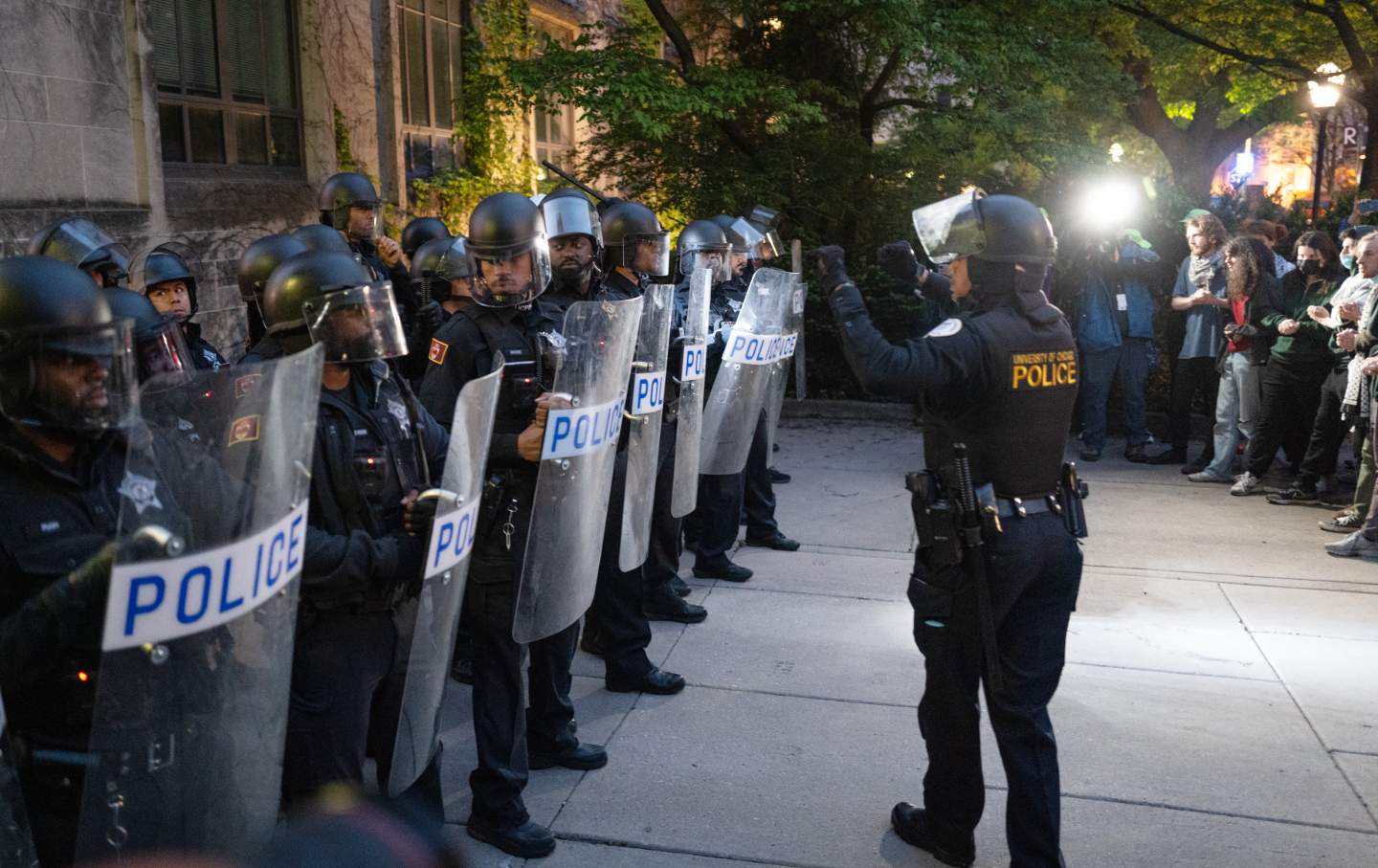 University police on the University of Chicago campus as they break up a pro-Palestinian encampment.