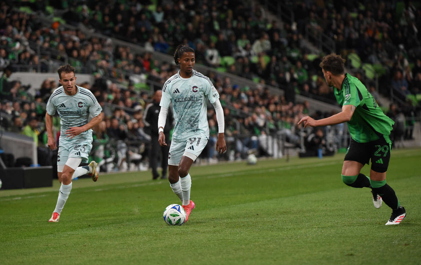 Colorado Rapids forward Kevin Cabral (91) looks for an open man during MLS game between the Colorado Rapids and Austin FC on March 8, 2025, at Q2 Stadium in Austin, Texas.